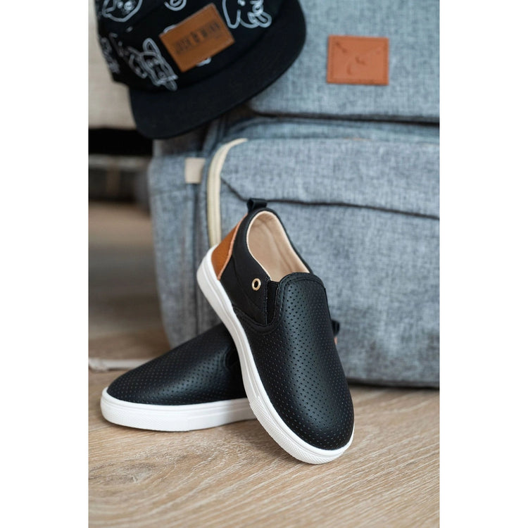 Black Quinn Slip On size 7