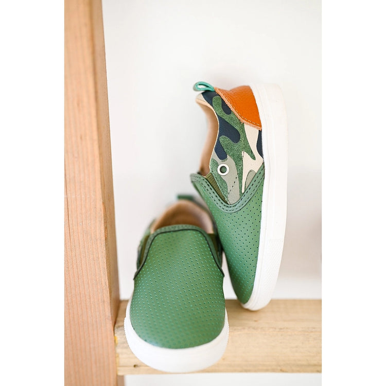 Camo Quinn Slip On Size 6