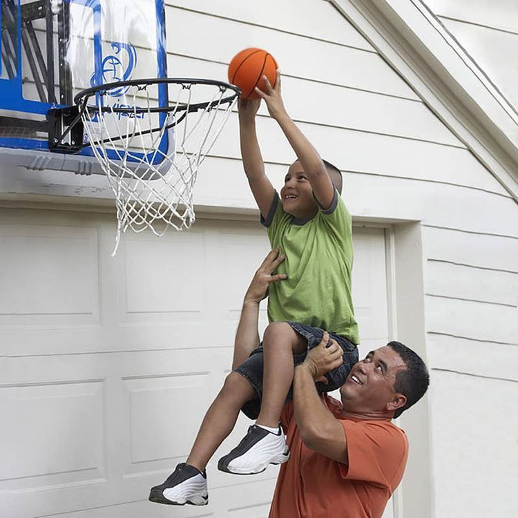 17 Pieces Sports Outdoor Games Set with Scoop Ball Toss
