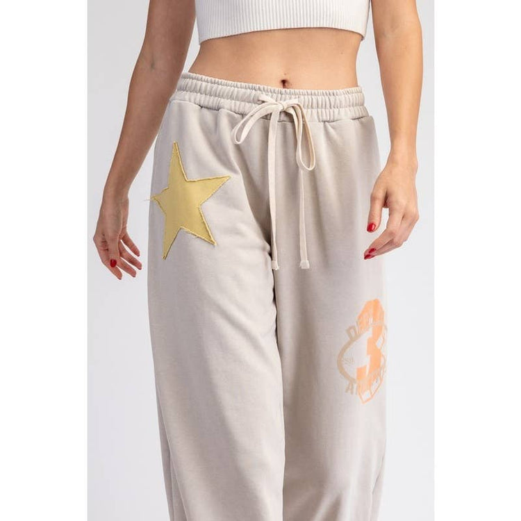 STYLE USA - MINERAL WASHED STAR PATCH PANTS: BONE / M