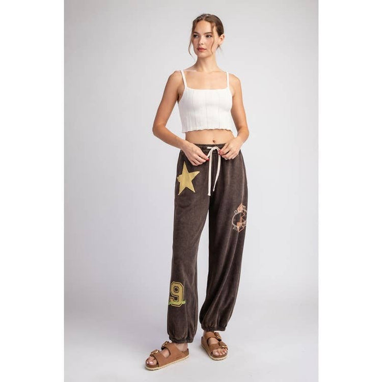 STYLE USA - MINERAL WASHED STAR PATCH PANTS: BONE / L